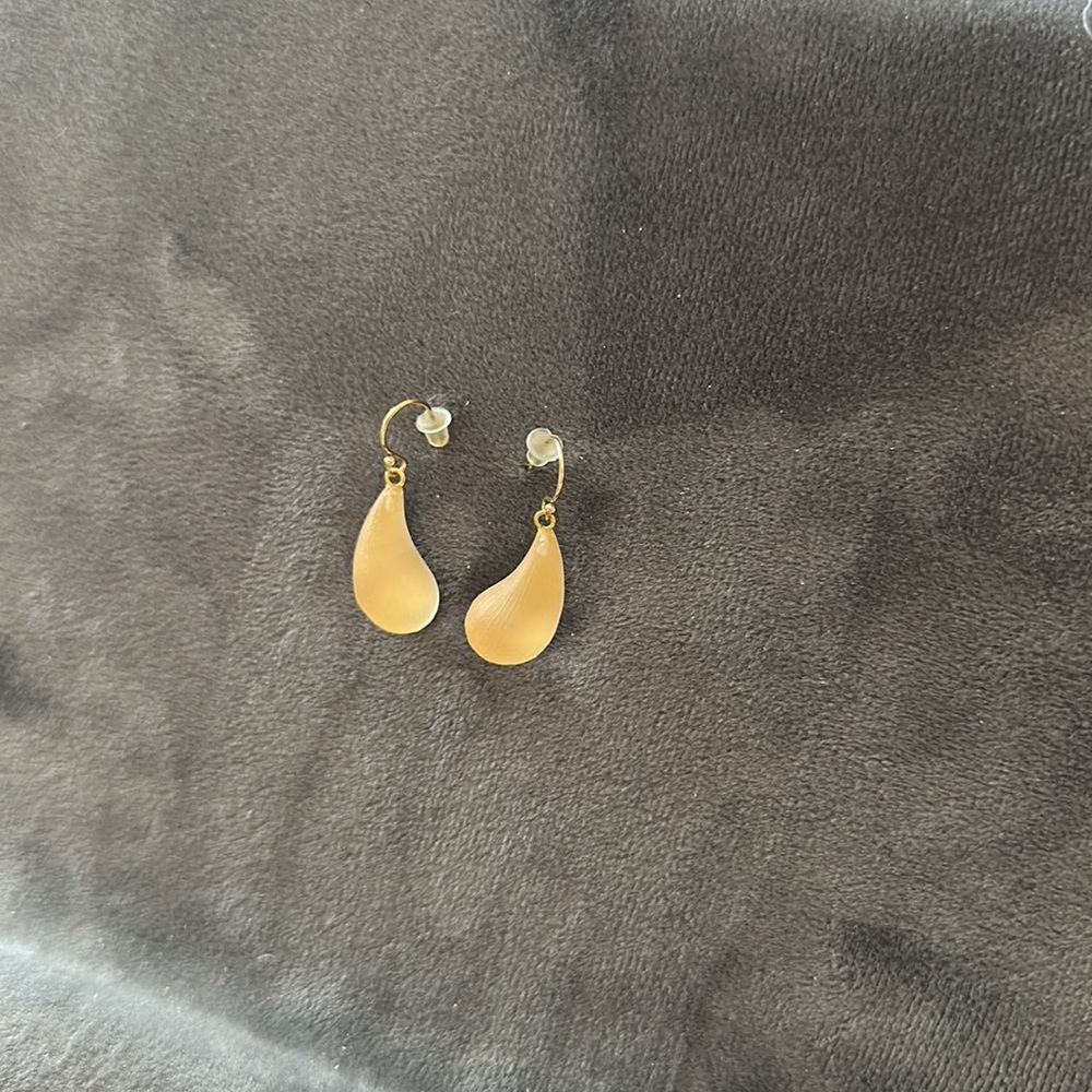 Elegant Yellow lucite and Gold Teardrop Earrings